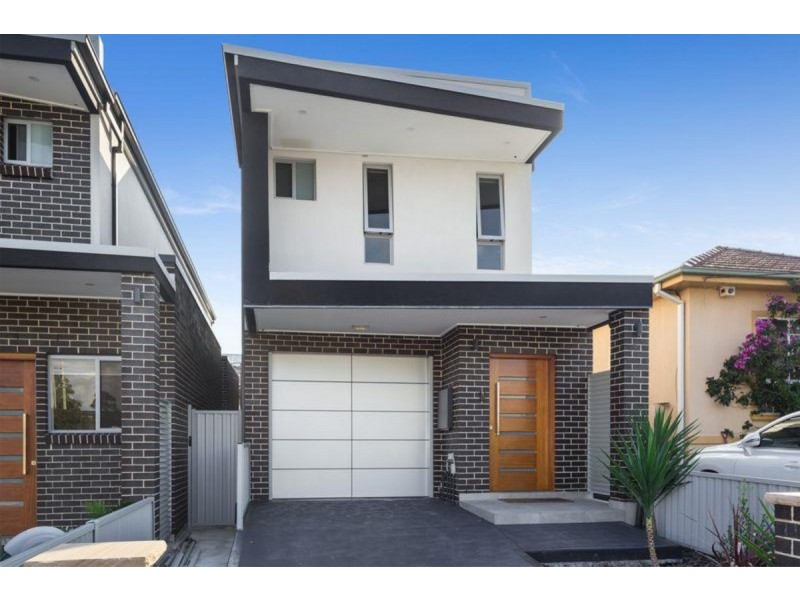 27 Villiers Road, Merrylands NSW 2160
